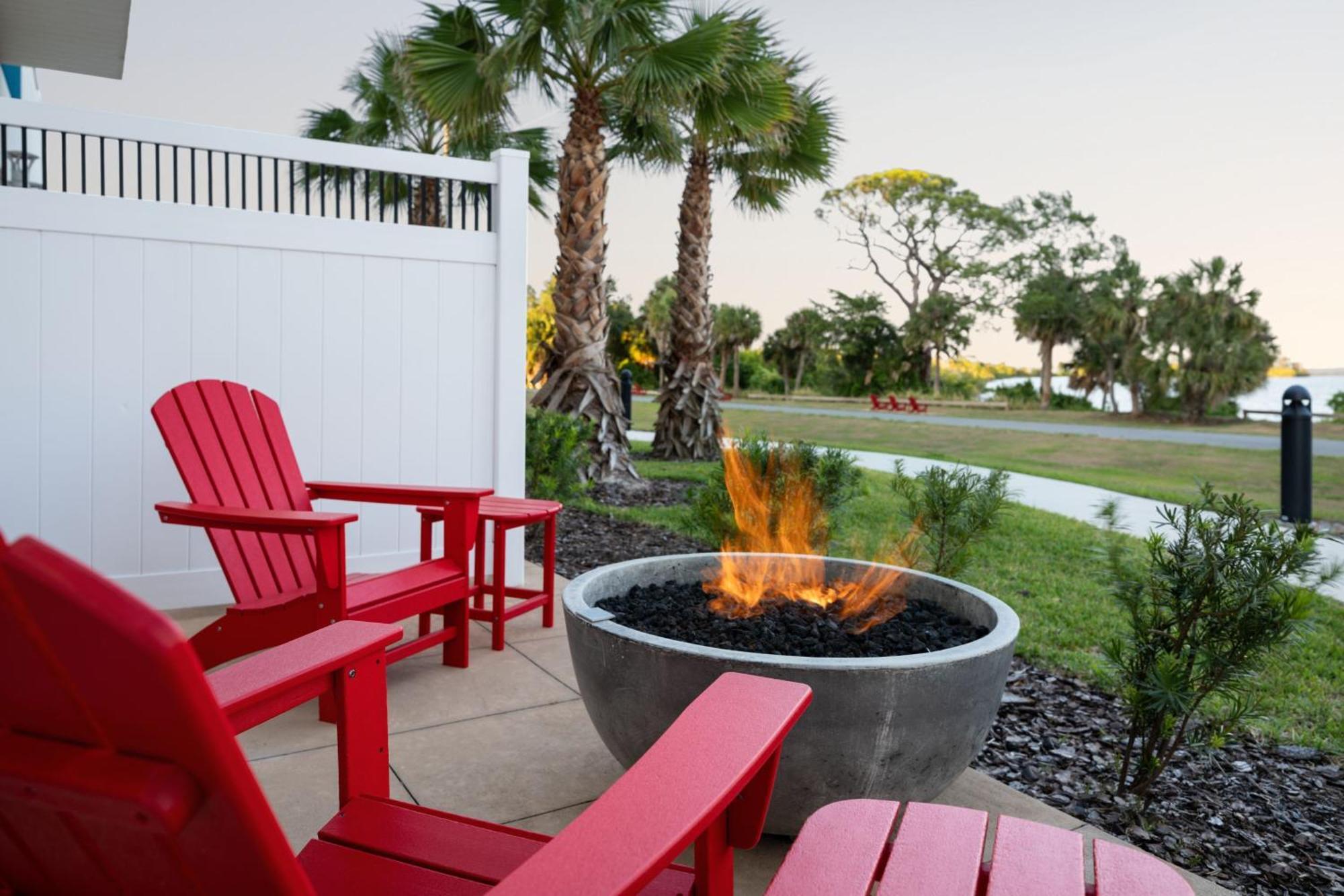 Courtyard By Marriott Titusville Kennedy Space Center エクステリア 写真